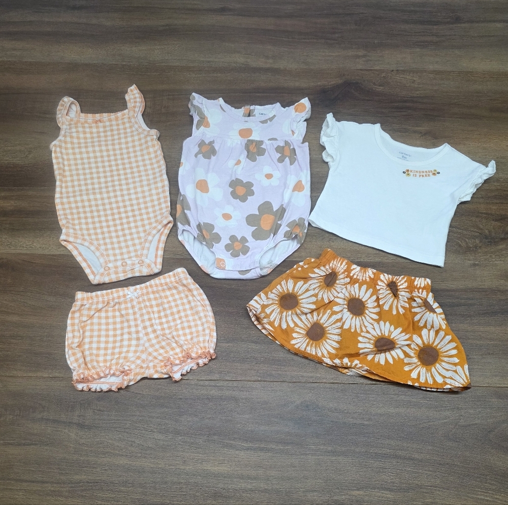 🌻Bundle of Carters Baby Girl Spring Summer Clothing SIZE: 9 Months🌻